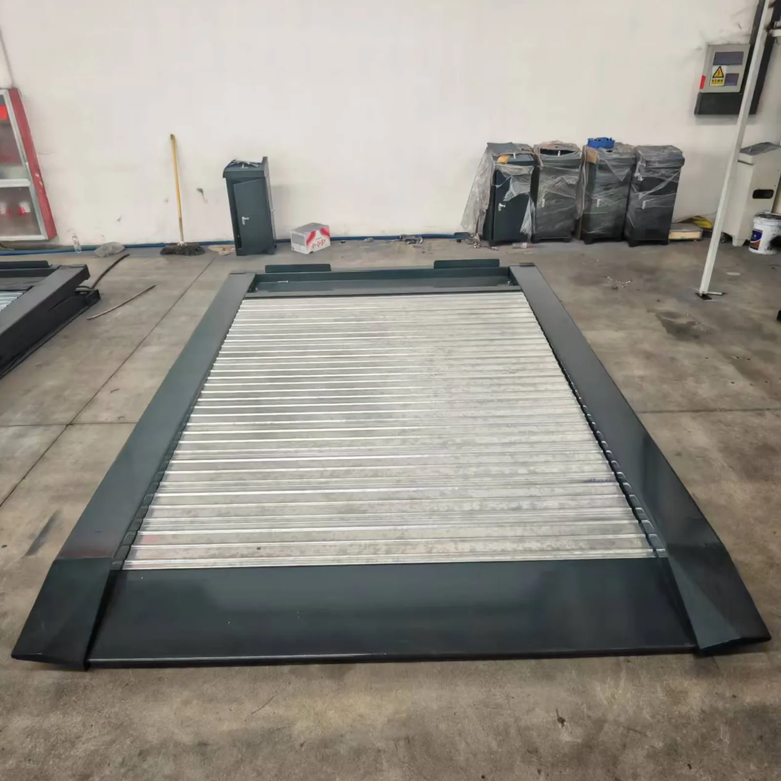 Scissor Auto Stacker Parking Site