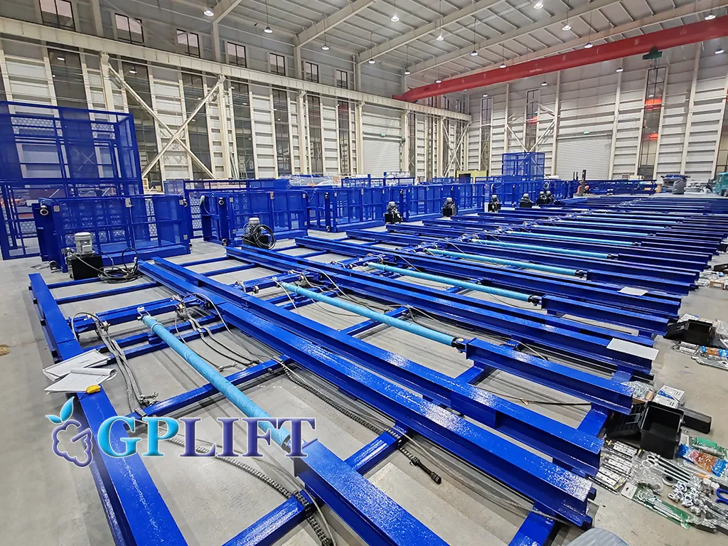 Cargo Lift