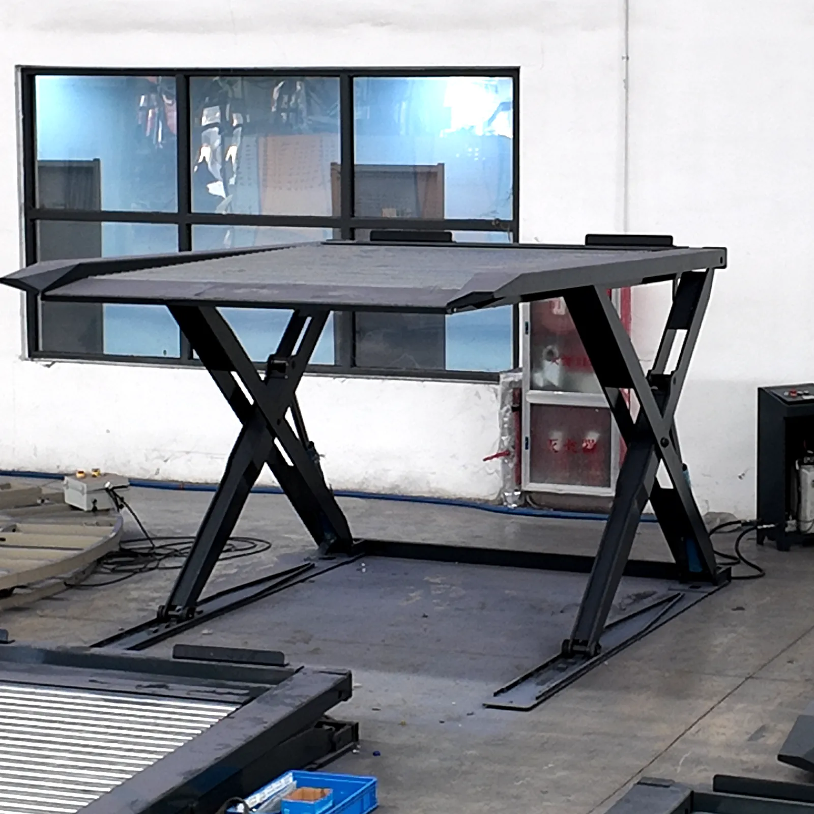 Scissor Auto Stacker